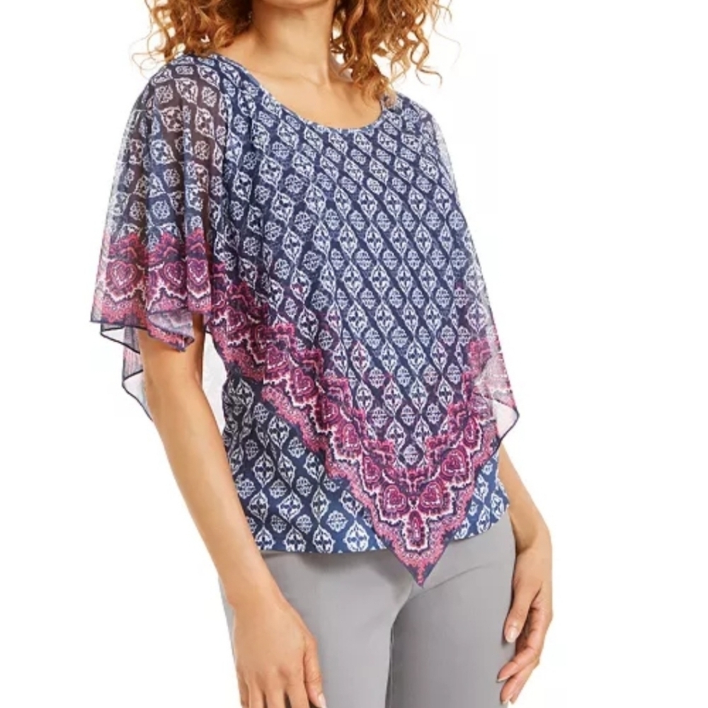 Women's Blue and Pink Patterned Top